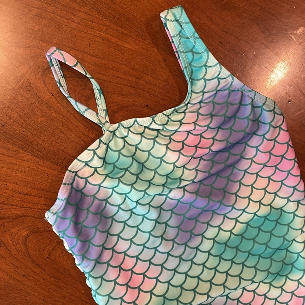 SO Little Mermaid One Piece Swimsuit - girls size 10 including free Mermaid Tail - Picture 8 of 16